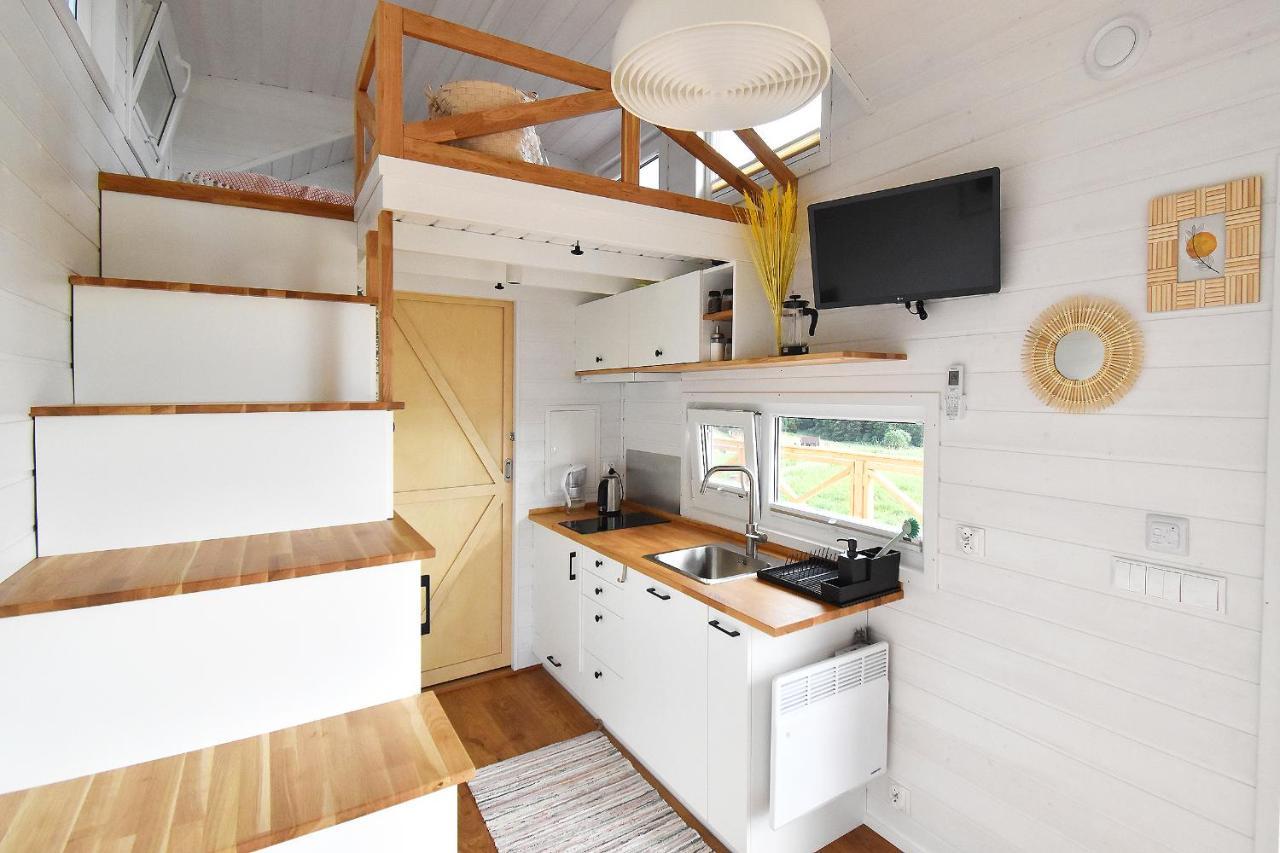 Dadaj Park - Tiny House Villa บิสกูเปียซ ภายนอก รูปภาพ
