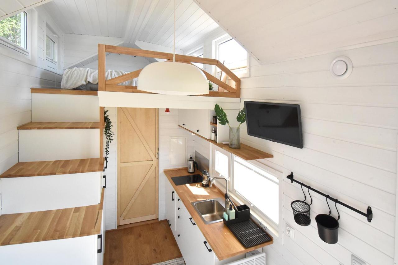 Dadaj Park - Tiny House Villa บิสกูเปียซ ภายนอก รูปภาพ
